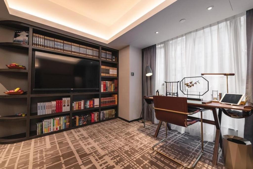 Oasis Avenue-A Gdh Hotel Гонконг Экстерьер фото